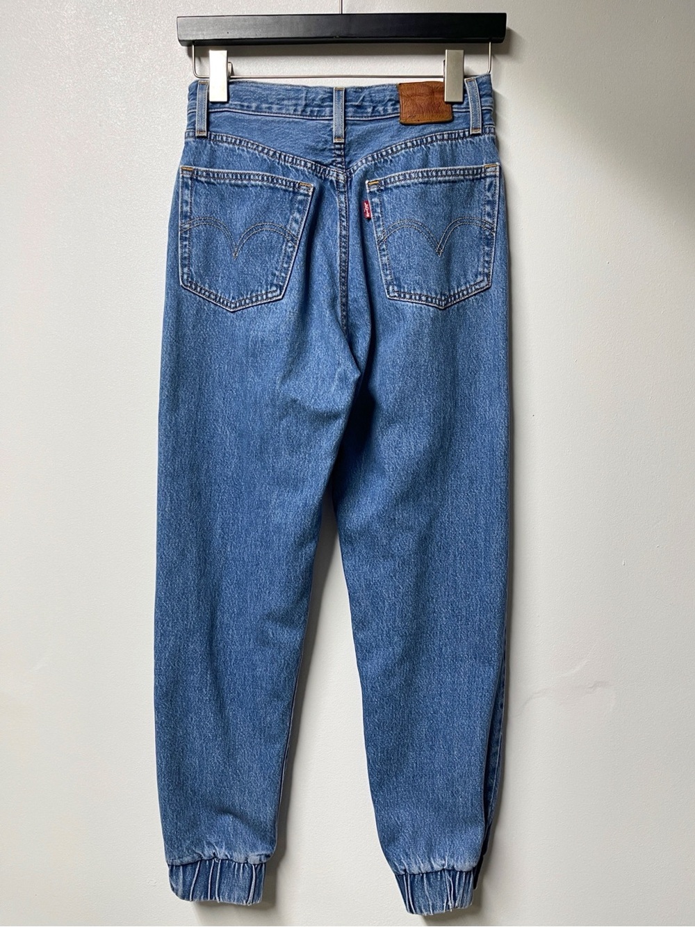 Levi's 501 Jogger Jean - Jog My Memory Women’s Size 26 - Picture 3 of 8
